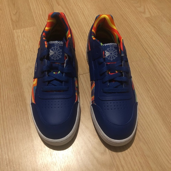 Reebok classics size 6.5 grade school - Picture 1 of 6